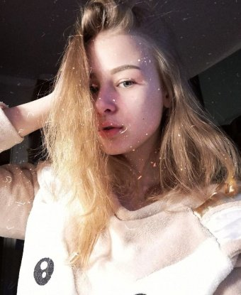 В Москве я создам незабываемую атмосферу нашей встречи, наполненную страстью и наслаждением. У меня есть все ингредиенты для настоящего удовольствия: красивая внешность, знойная фигура, искусные ласки и нежные поцелуи. Позволь мне погрузиться в тебя так глубоко, чтобы ты забыл о всем на свете, осталось только наше наслаждение. Фото 100% мои, без ретуши. Отзывы моих довольных клиентов говорят сами за себя. Позвони мне и окунись в мир страсти и незабываемого удовольствия. Жду тебя, мой красивый! 💋🔥 8047, 24 года